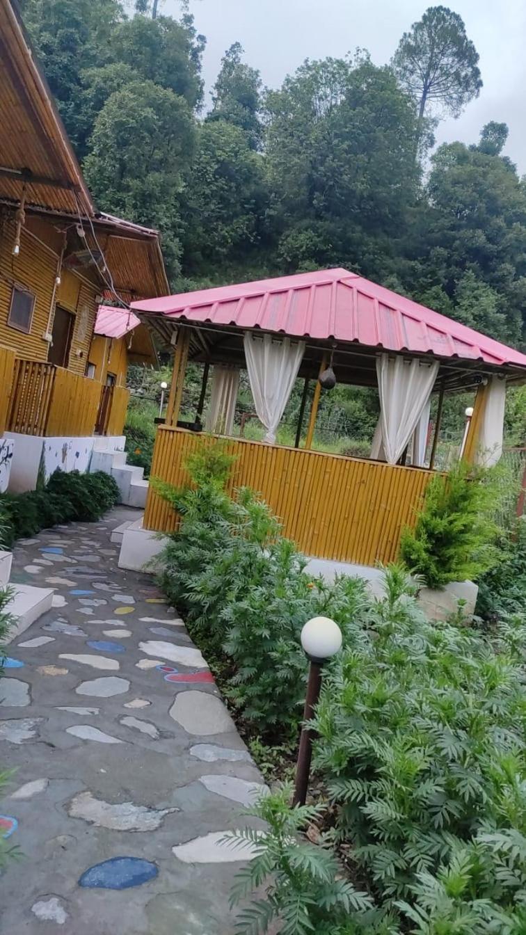 Krishna Kutir, Talla Ramgarh By The Meditating Society מראה חיצוני תמונה