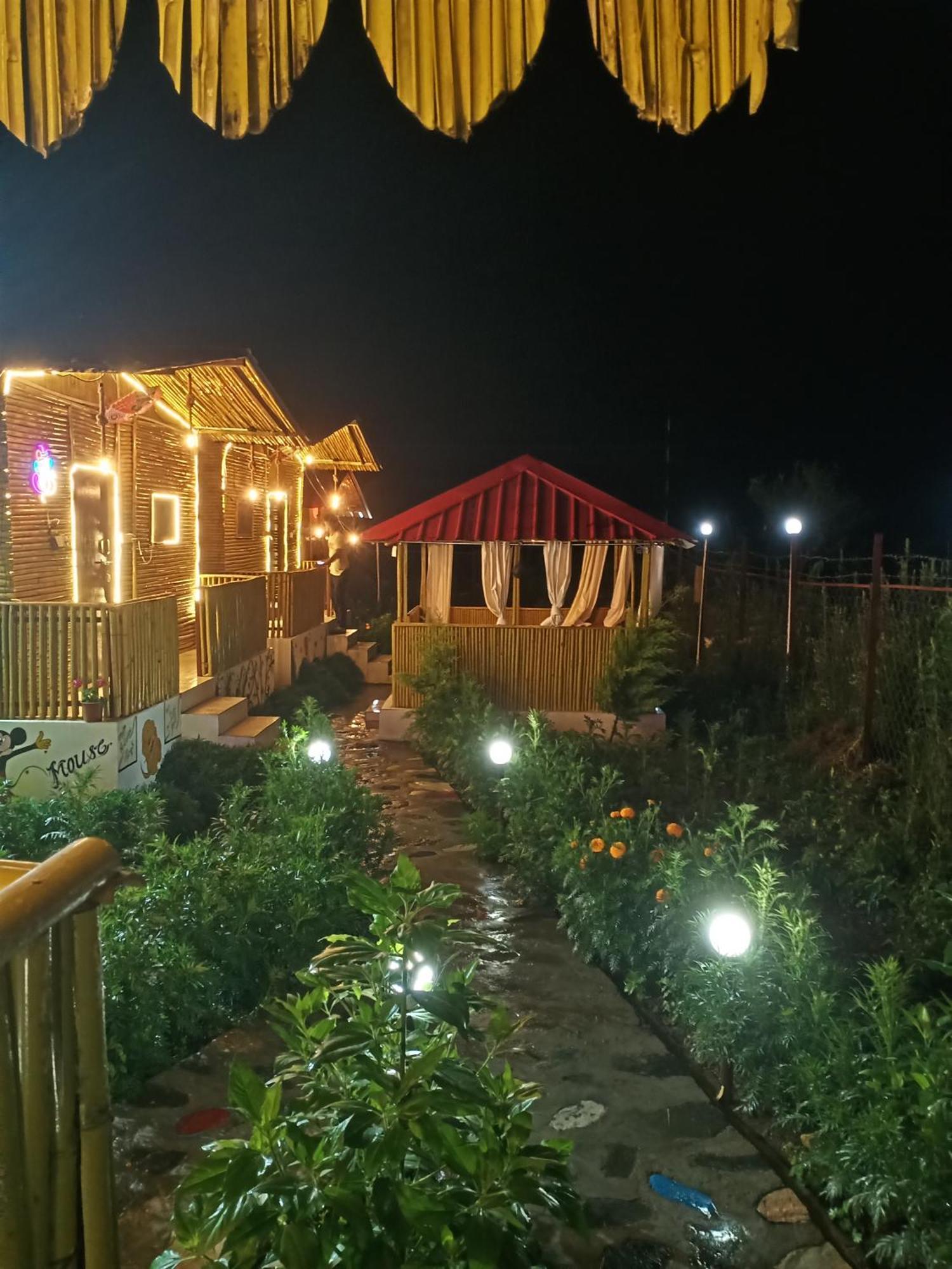 Krishna Kutir, Talla Ramgarh By The Meditating Society מראה חיצוני תמונה
